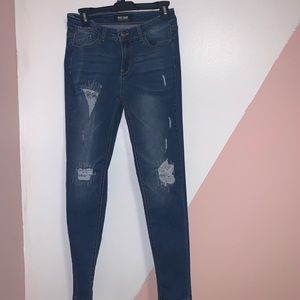dark mid rise jeans🤍